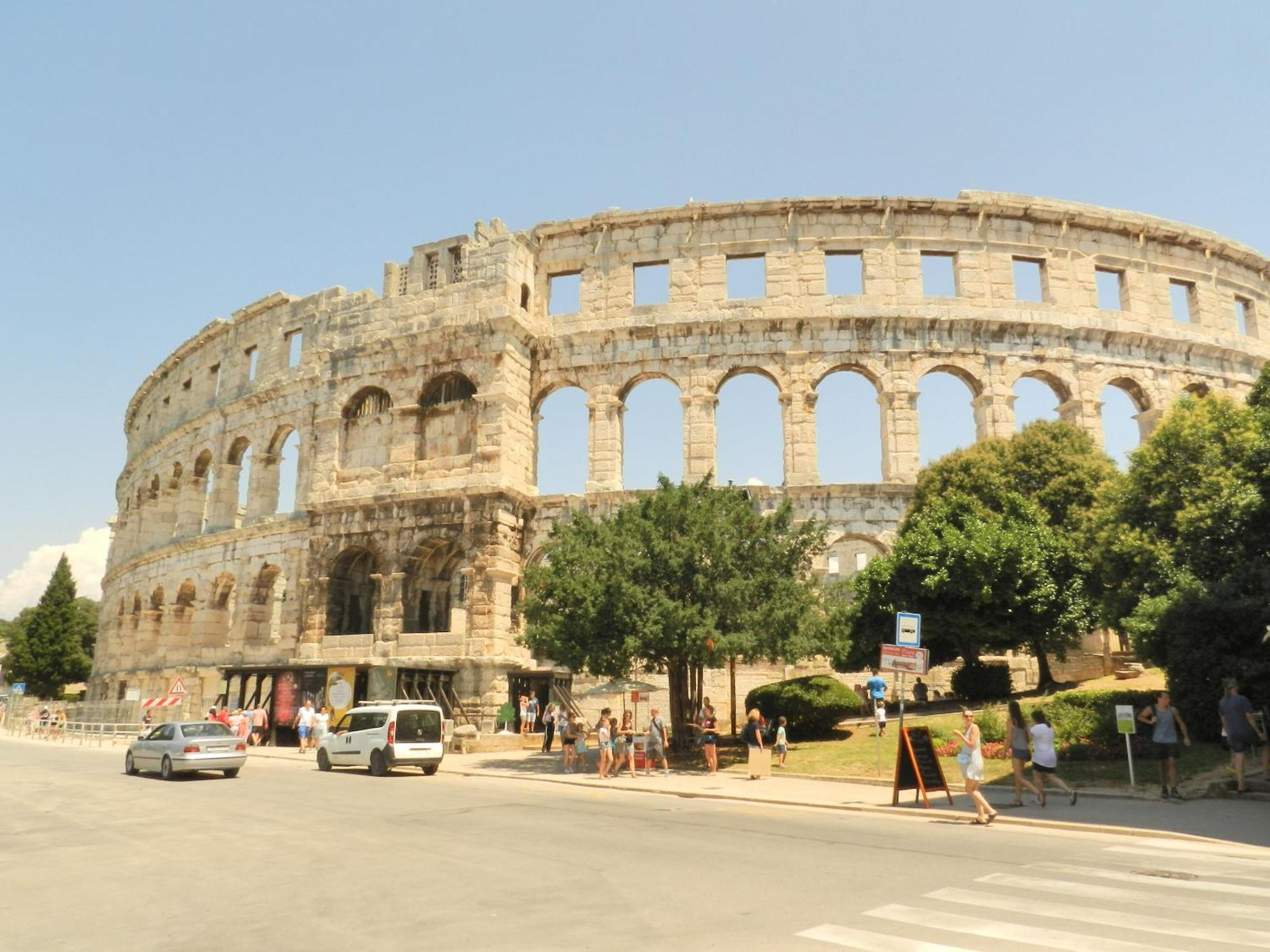 Arena